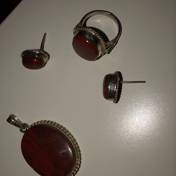 Stone Jewelry Set - Picture 3 of 3